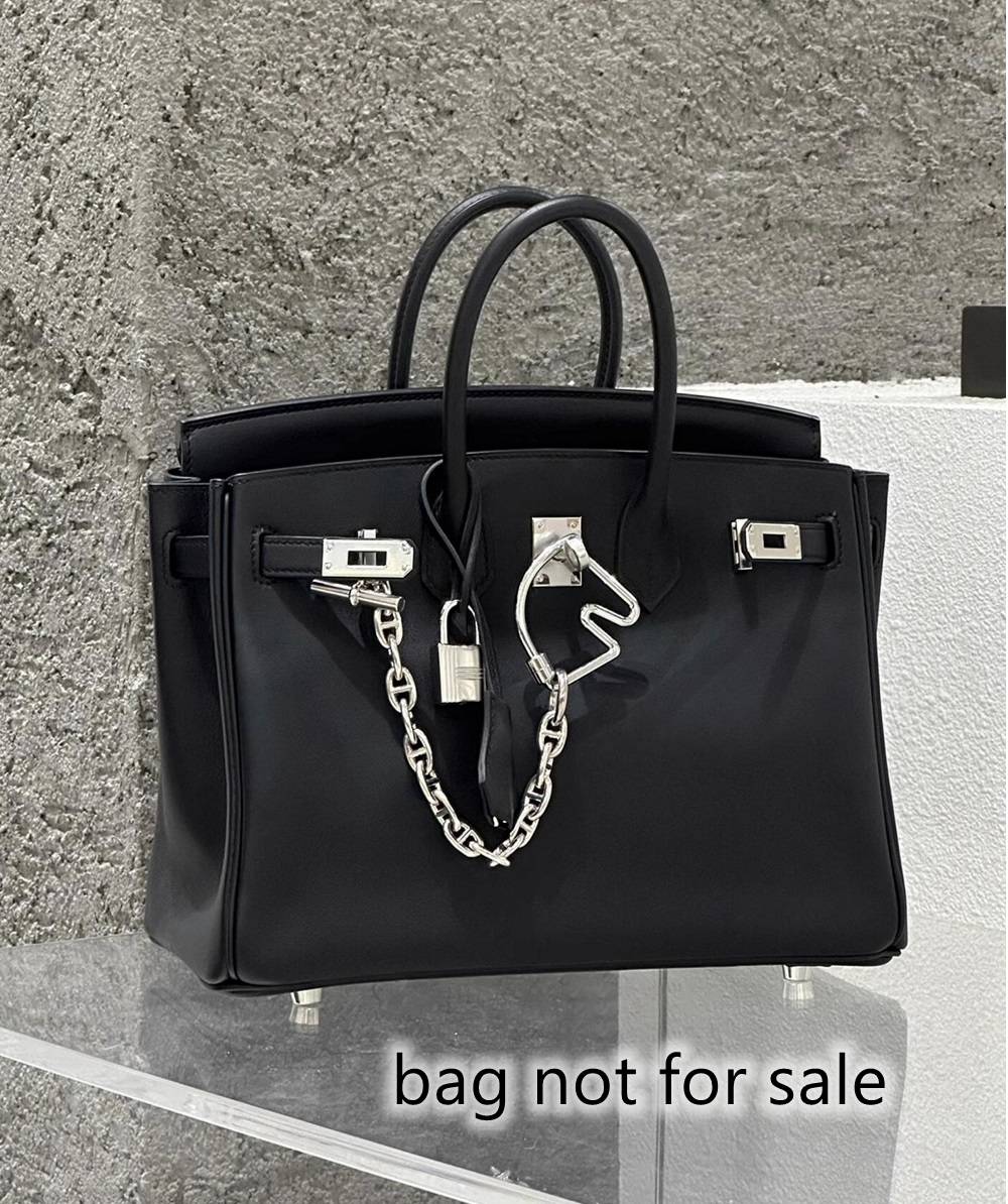 Cheval key ring