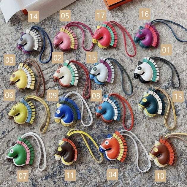 Bag Charm, Geegee