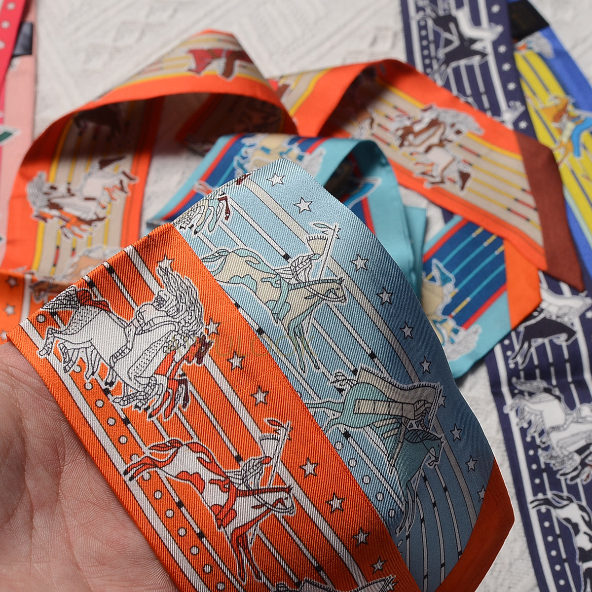 Silk Twilly,86cm× 5cm, S01