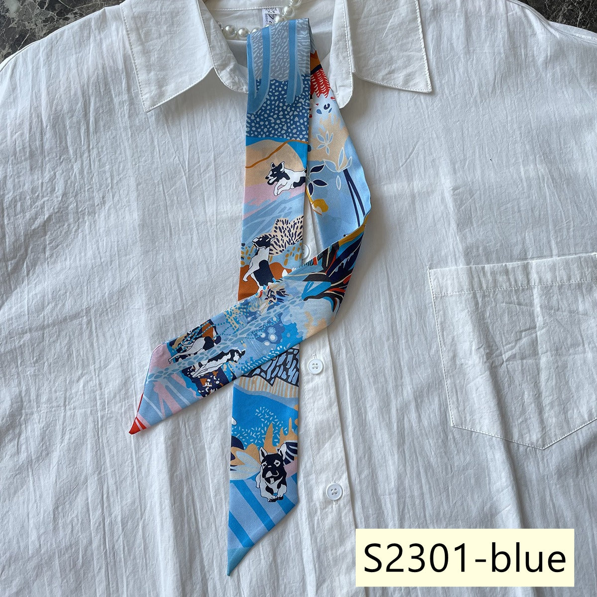Silk Twilly,86cm× 5cm, S2301