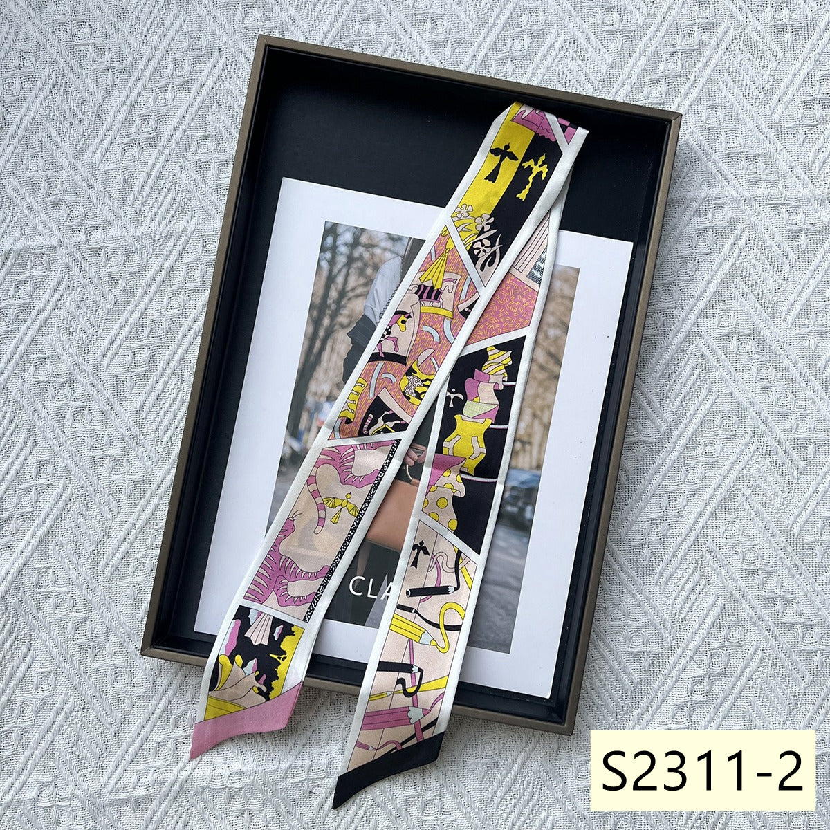 Silk Twilly,86cm× 5cm, S2311