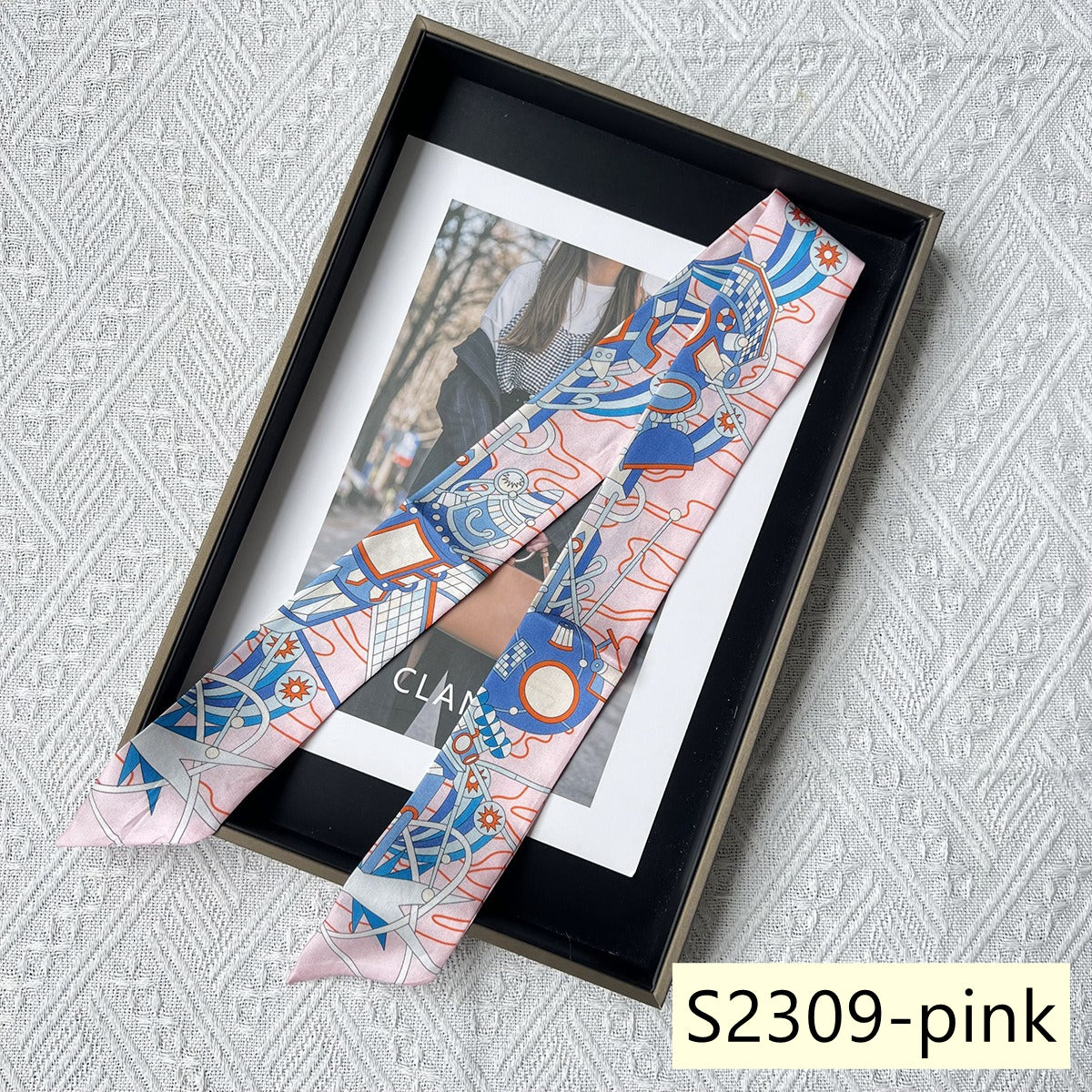 Silk Twilly,86cm× 5cm, S2319