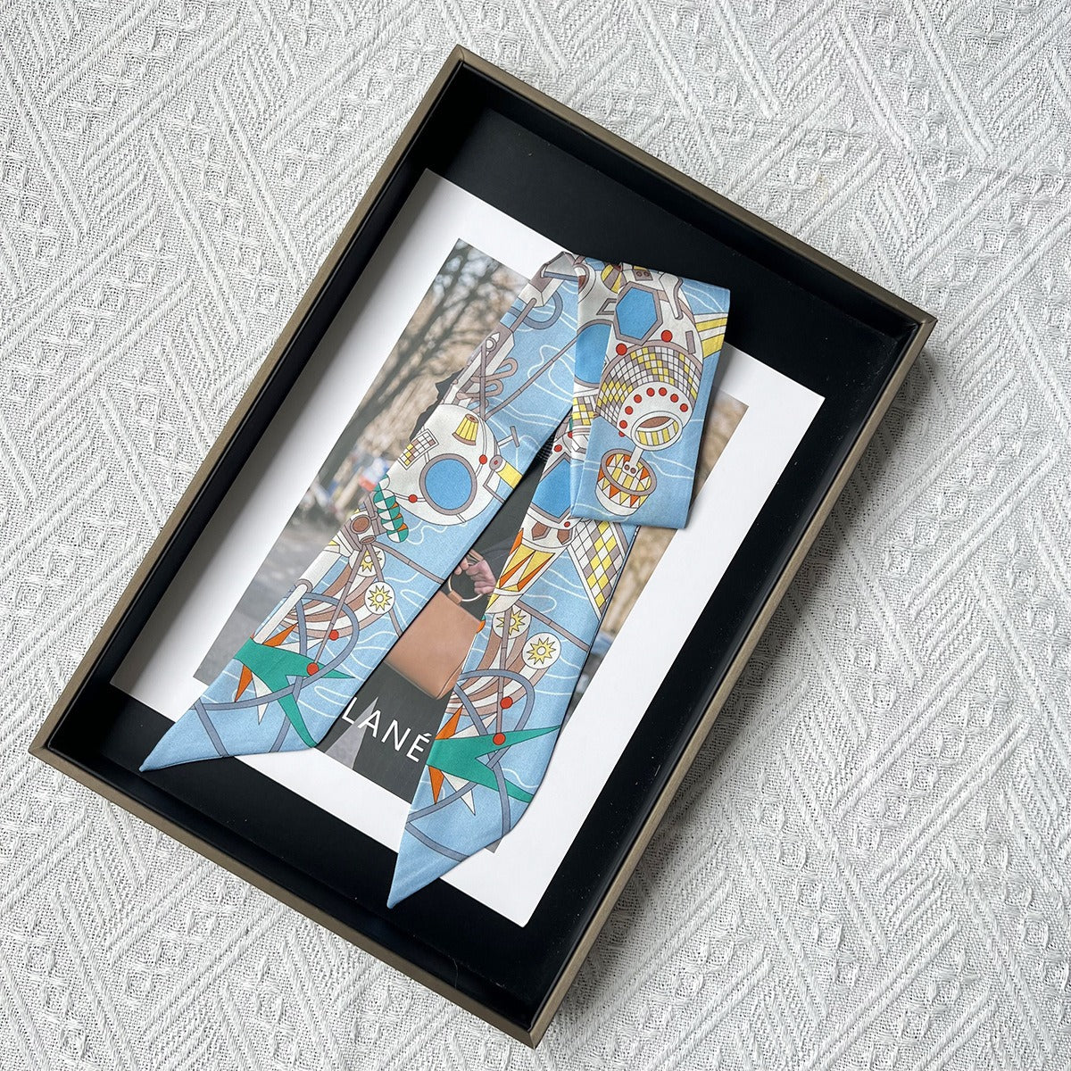 Silk Twilly,86cm× 5cm, S2319