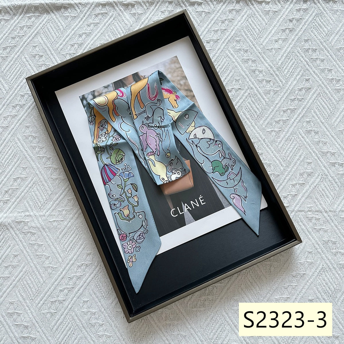 Silk Twilly,86cm× 5cm, S2323
