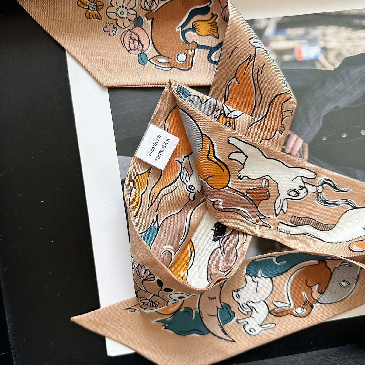 Silk Twilly,86cm× 5cm, S2323