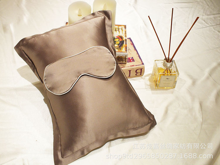 Mulberry Silk Throw pillow and eye mask - Awulook
