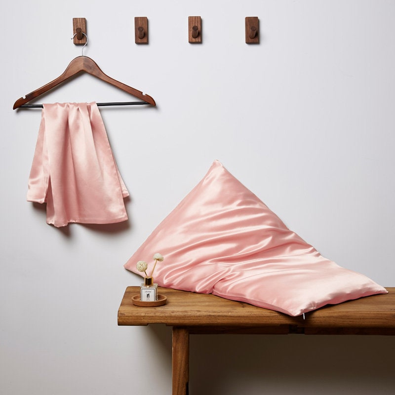 30 Momme Mulberry Silk Pillowcase, Zipper Closure - Awulook