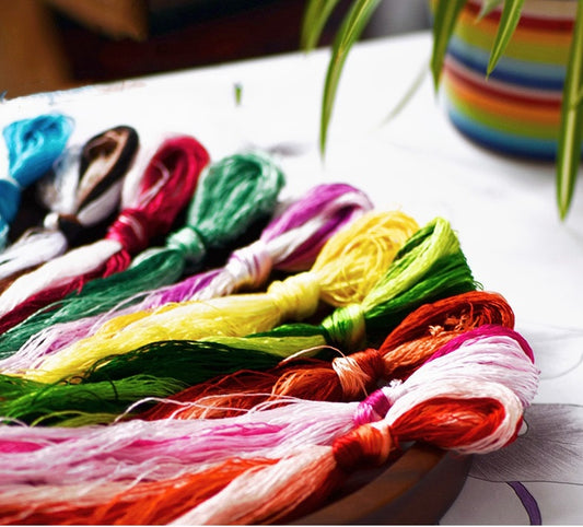 100% Mulberry Silk Embroidery Thread Skeins - Set50/100/200