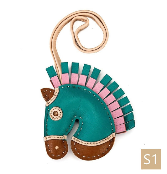 Bag Charm, Geegee