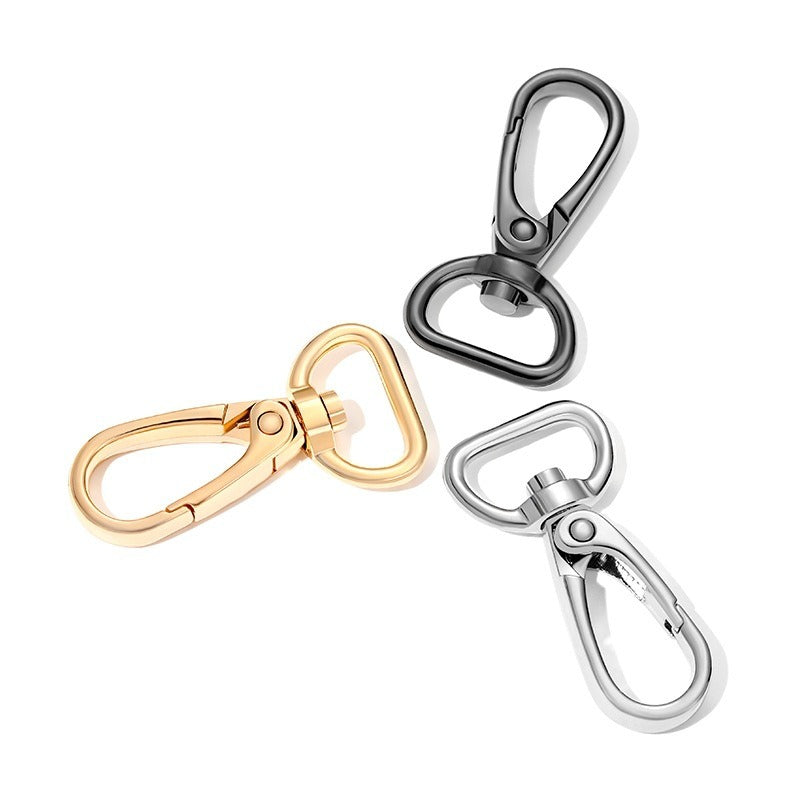 Evelyne Clasps, Alloy