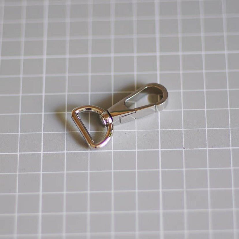 Mini Evelyne Steel Hooks