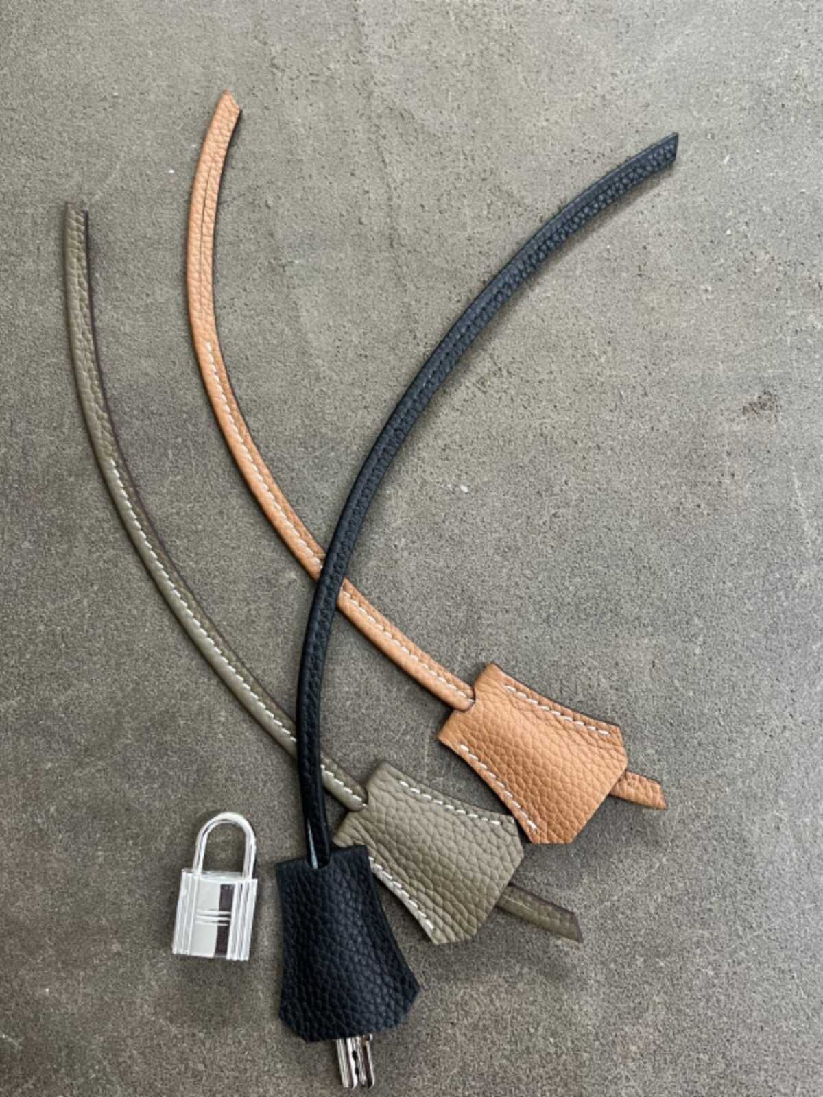 Handmade Togo leather Clochette/ Key holder
