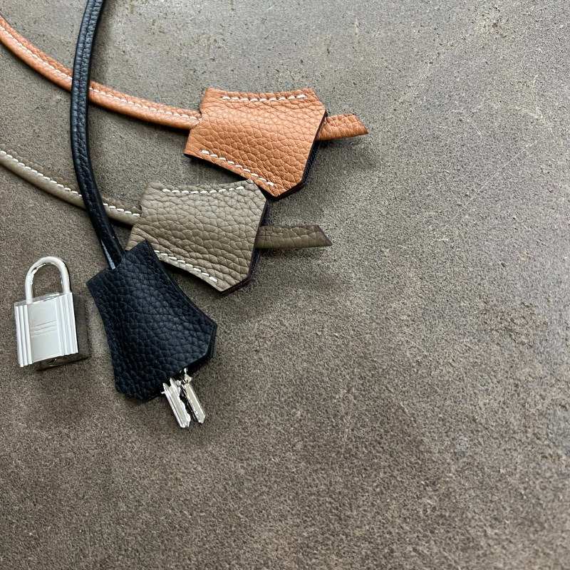 Handmade Togo leather Clochette/ Key holder