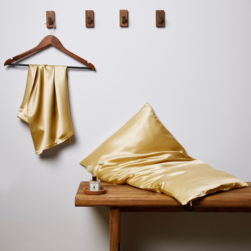 SET 2 of 22 Momme Silk Pillowcase, Zipper Closure - Awulook
