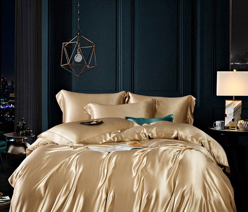 30Momme Seamless Silk 4PC Sheets Set- Flat sheet, Fitted sheet, Pillowcases - Awulook